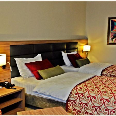 Grand Asya Hotel Bandirma Bagian luar foto