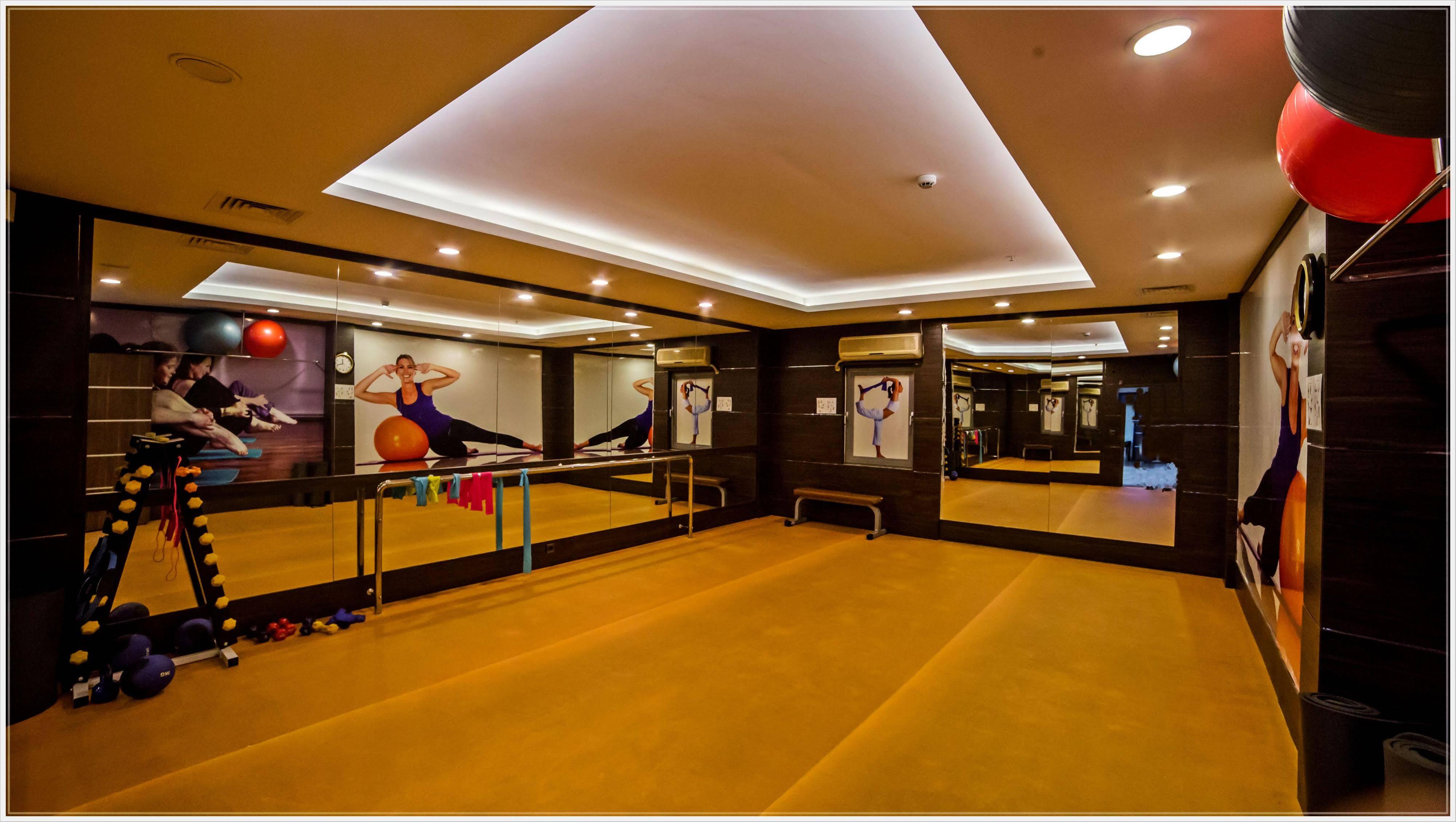 Grand Asya Hotel Bandirma Bagian luar foto